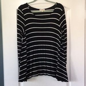 Black,  white striped long sleeve semi tunic top